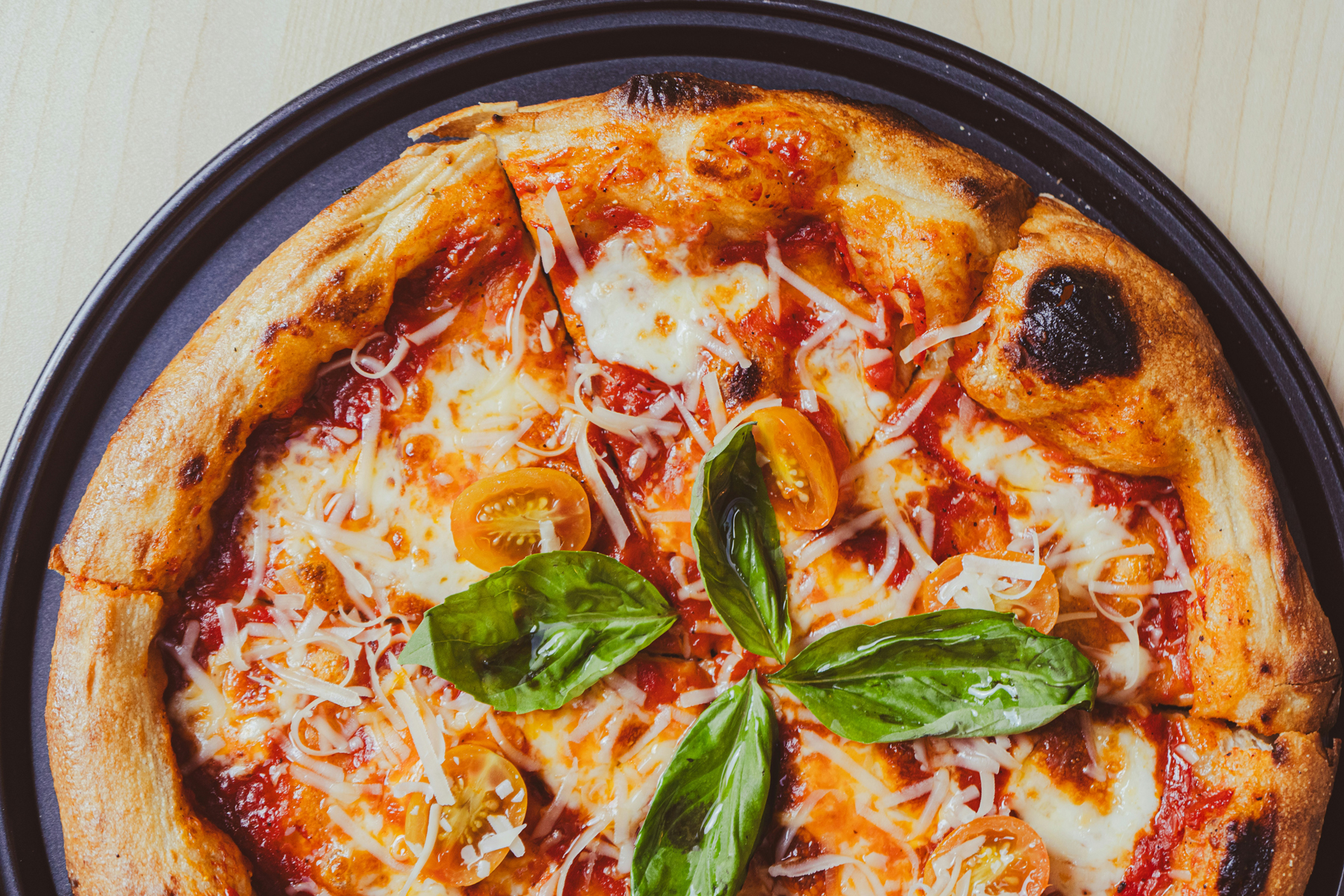 Pizzastein an der Luft trocknend