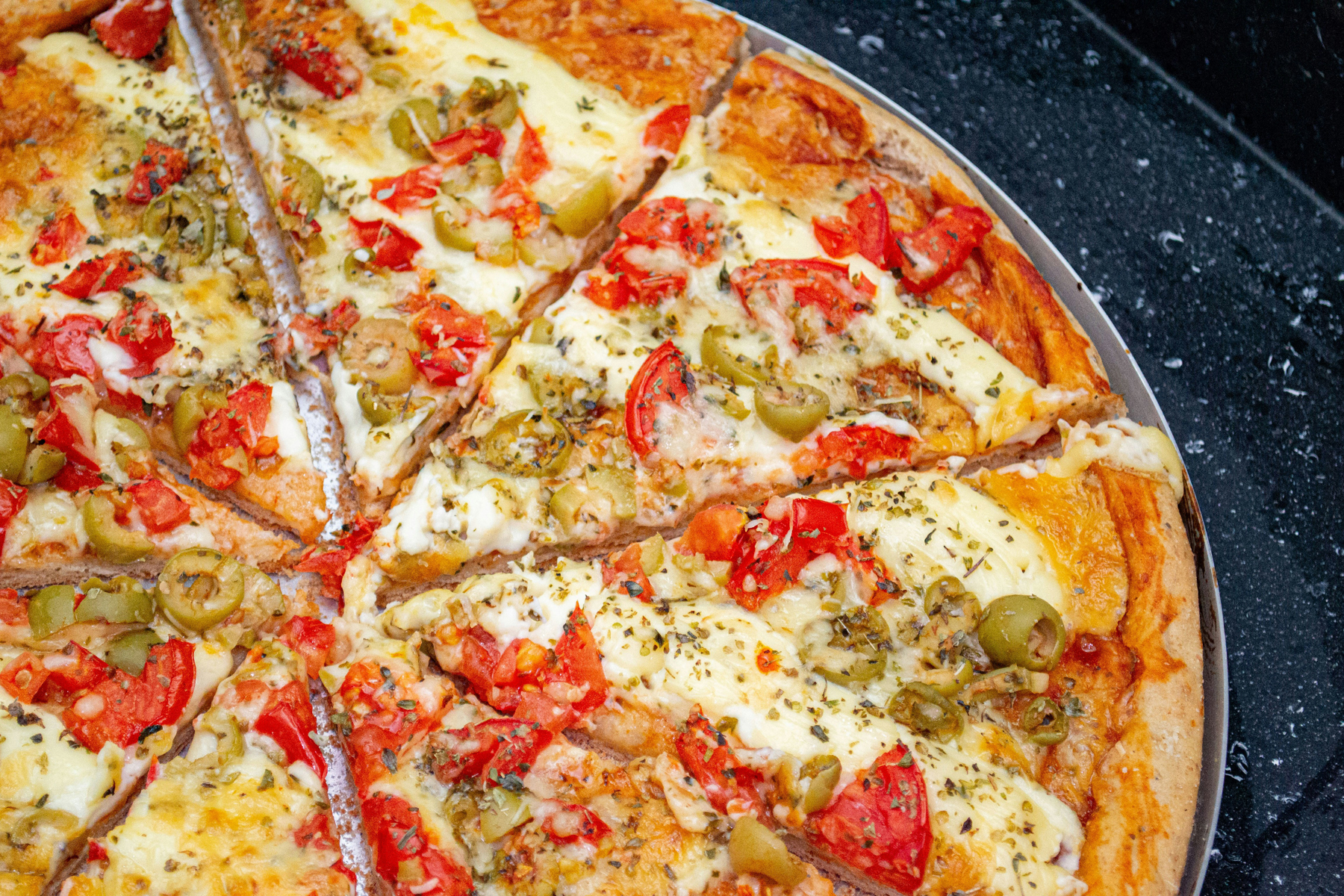 Pizzastein nach dem Backvorgang