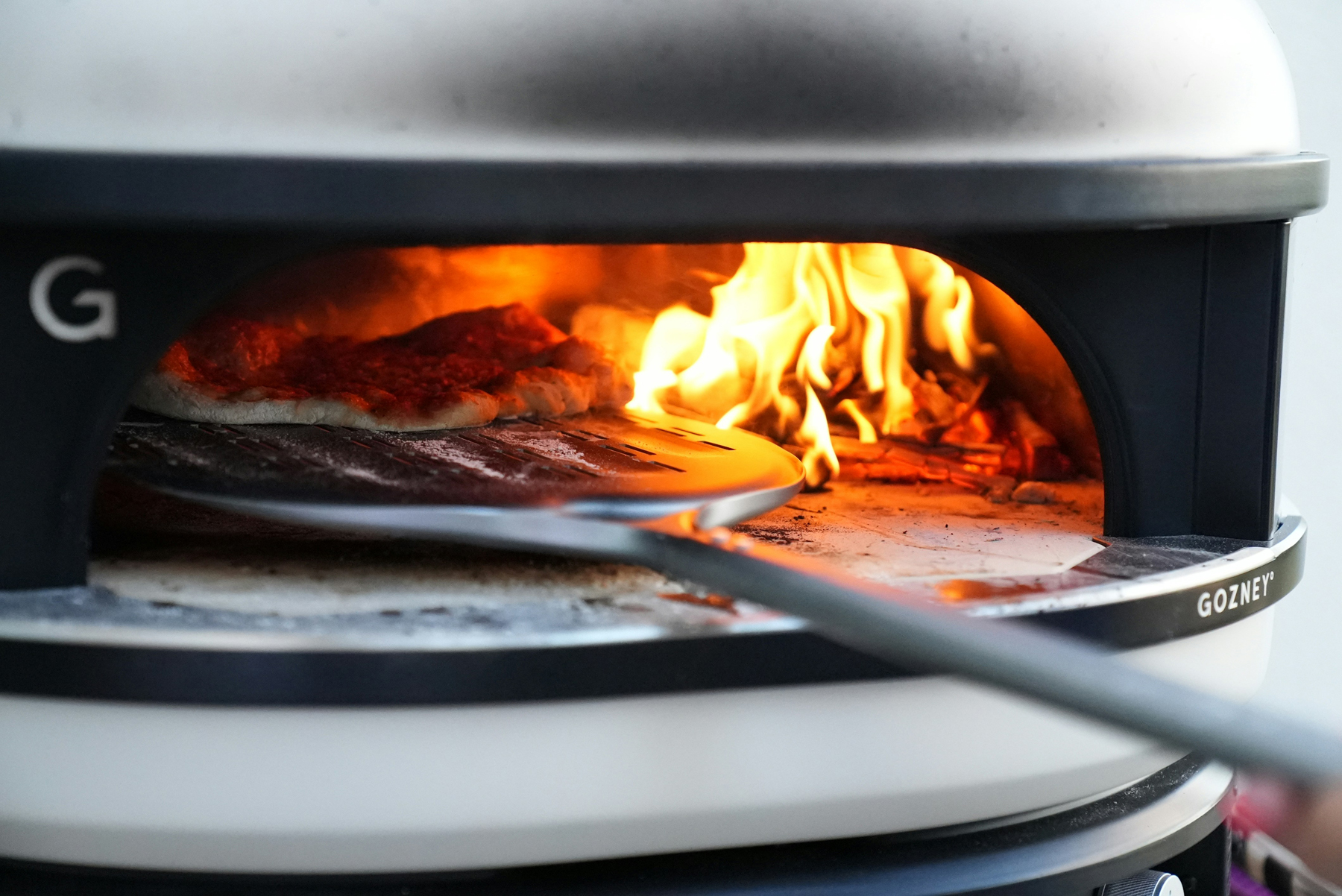 Pizzastein im Ofen